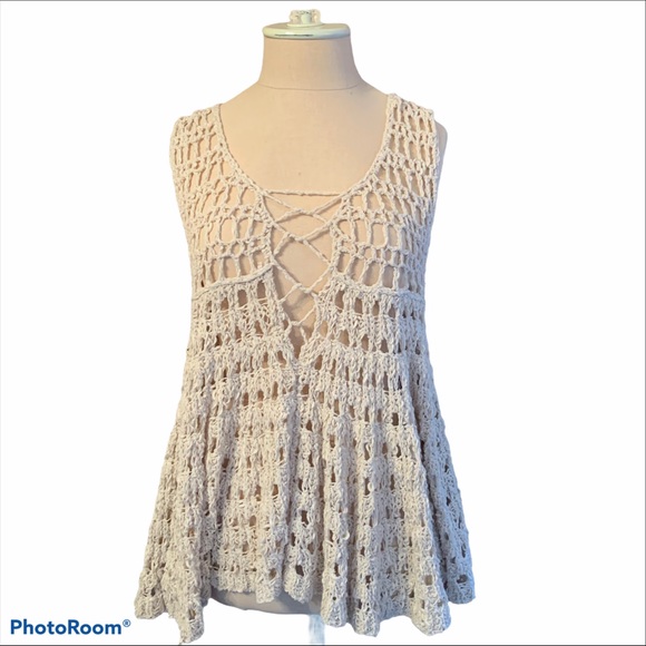 Free people cream crocheted sleeveless top - Picture 3 of 7
